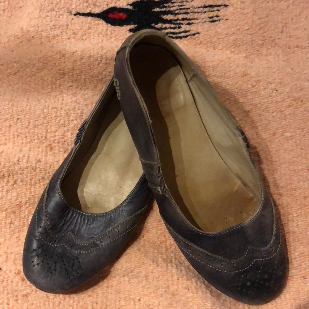 BedStu Ballet Flats Distressed Black Grey 7